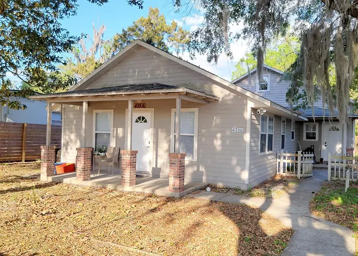 Stylish House Near Uf, Va, & Downtown Gainesville